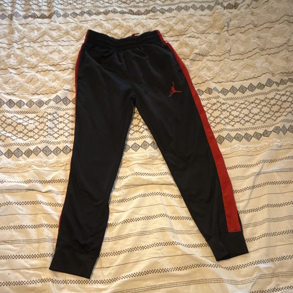 Boys Black And Red Jordan Basketball Pants Size S 8-10